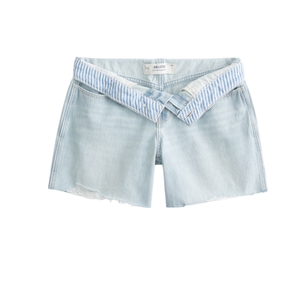Hollister Woman's Low-Rise Light Wash Baggy Denim Shorts 5" Size 6